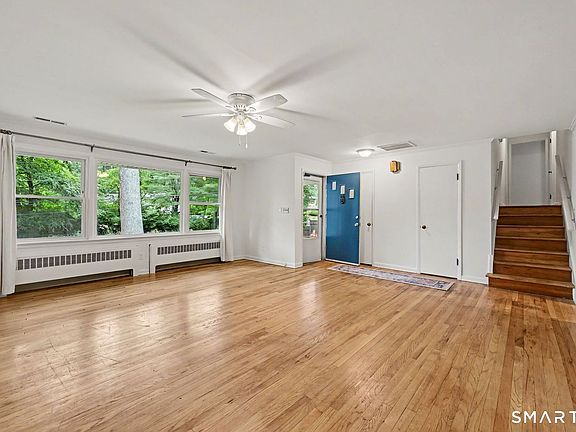 4th image of 11 Bonnybrook Road