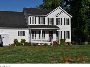 15719 Pypers Pointe Dr, Chesterfield, VA 23838