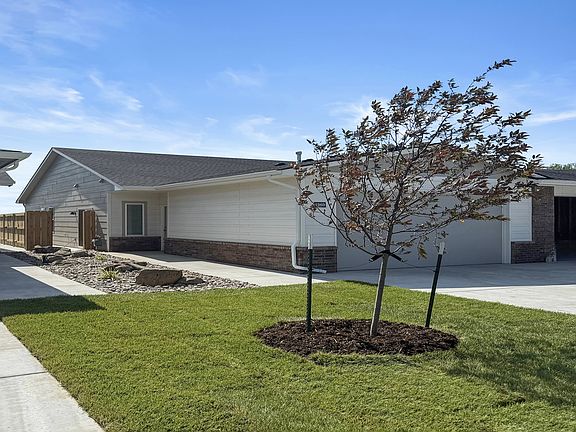 3rd image of 1941 N Reece St #1