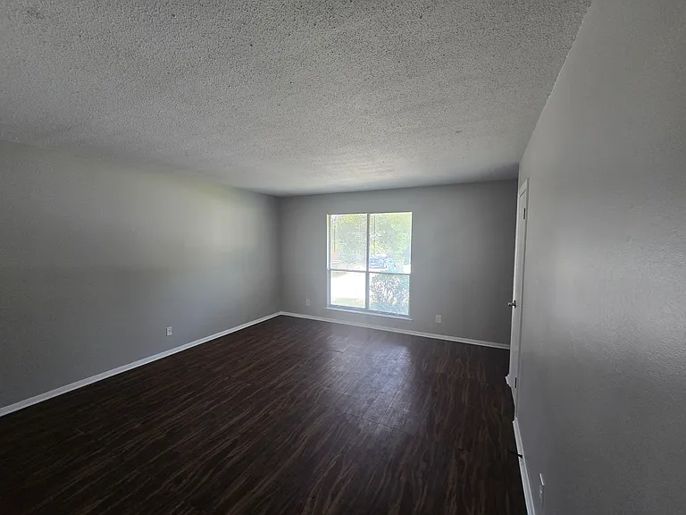 807A Forest Dale Ln #A — Photo 5