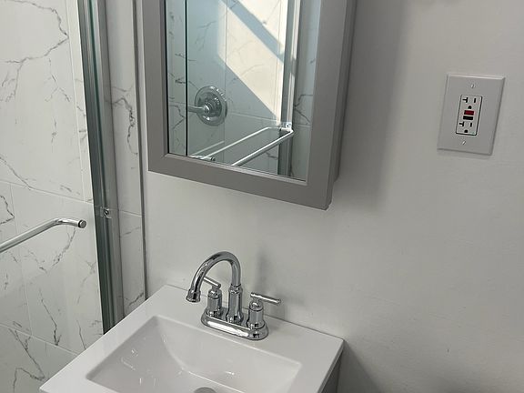 3rd image of 77 Laidlaw Ave #3