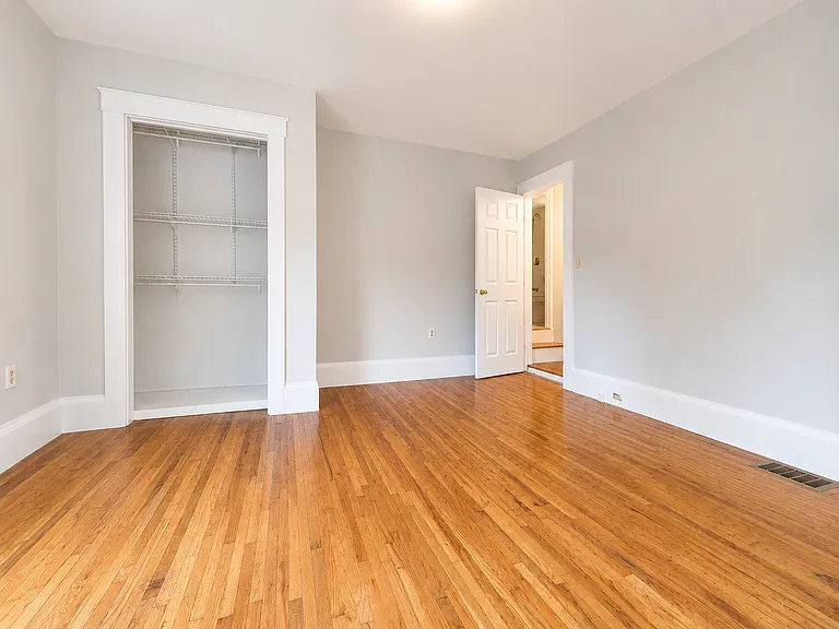 289 Granite St — Photo 11