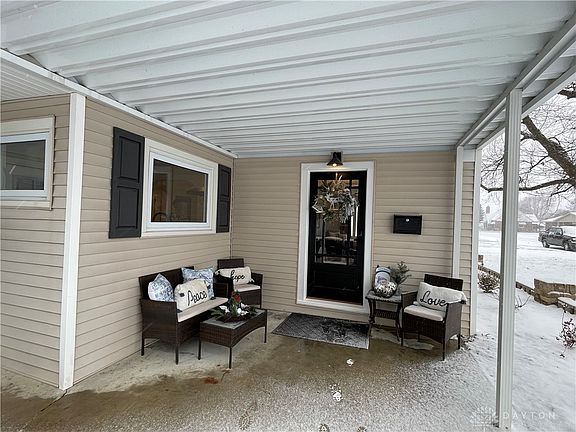 2nd image of 115 N Wenrick St