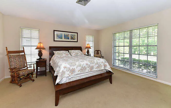 493 Forestview Dr — Photo 21