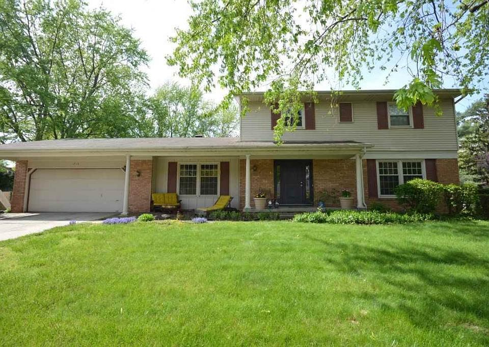 1st image of 1719 Victoria Dr