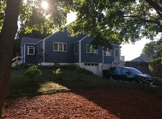 19 Grandview Ave, Peabody, MA 01960