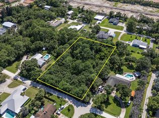 3185 62nd Dr, Vero Beach, FL 32966