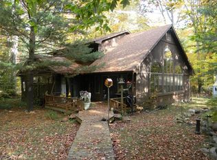 3162 N Sherman Rd, Ludington, MI 49431