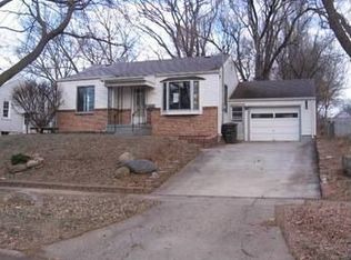 5731 College Ave, Des Moines, IA 50310