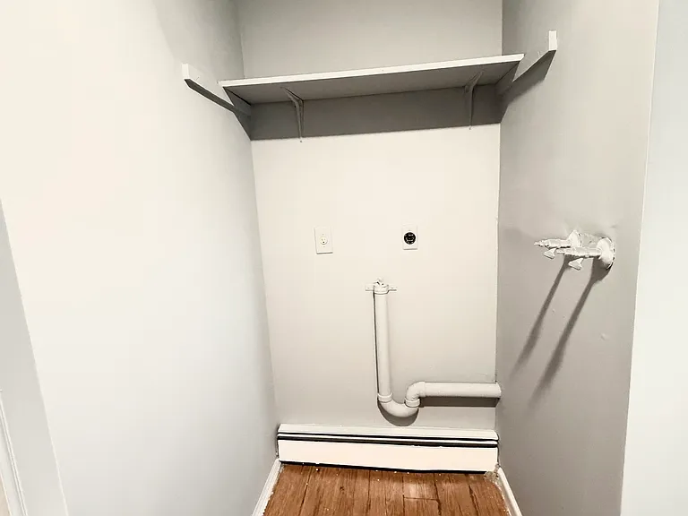 71 Williams St #B — Photo 11