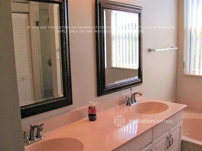 864 Stanton Dr — Photo 9