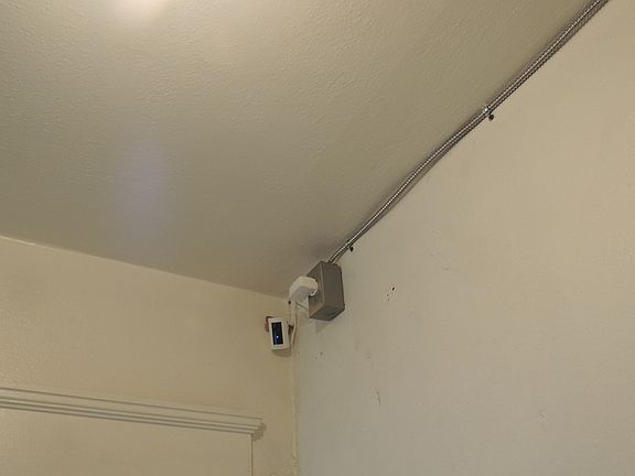 2nd image of 532 21st St APT 5