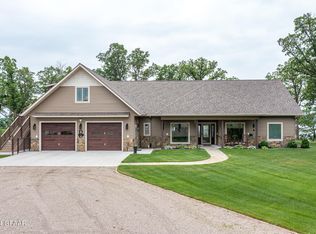 34305 Oak Lake Cir SE, Erskine, MN 56535