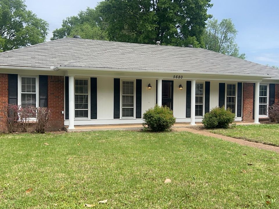 1st image of 5680 Bartlett Woods Dr
