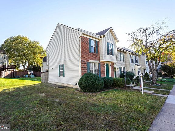 3rd image of 3433 Belleplain Ct