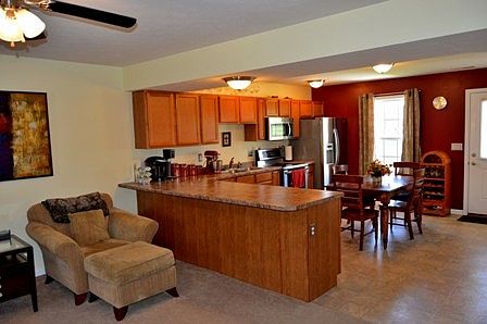 2nd image of 1250 W Adams Hill Cir APT 403