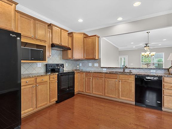 5th image of 1412 Palmer Hill Dr