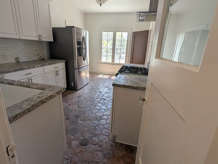 757 S Ogden Dr #757 — Photo 5