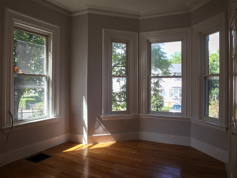 43 Clifford St #1 — Photo 7