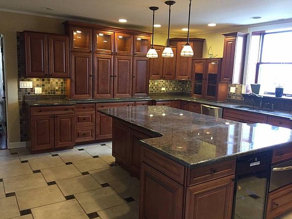 2nd image of 1701 W Washington Blvd #3