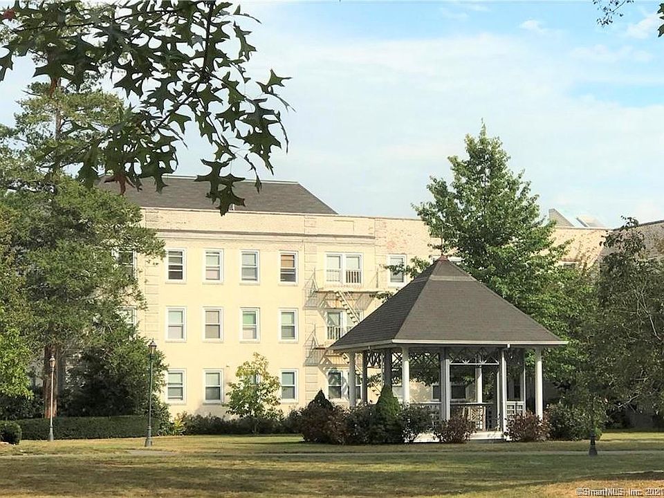 1st image of 114 Woodside Grn APT 3C
