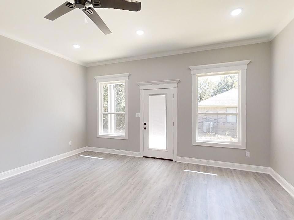 1st image of 10805 Kiamichi Dr