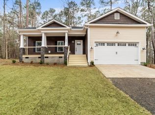 688 Sikes Rd, Saint Matthews, SC 29135