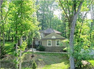 3003 Log Cabin Ct, Crestwood, KY 40014