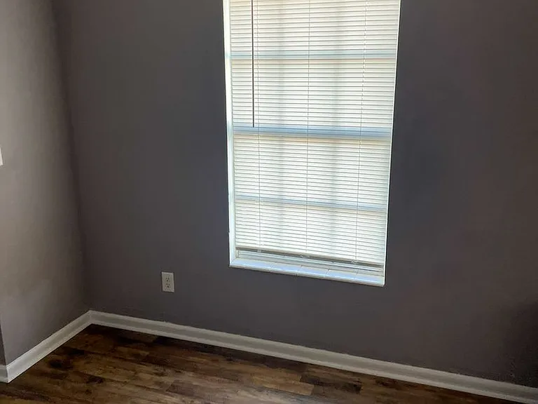 6255 Memphis Ave — Photo 4