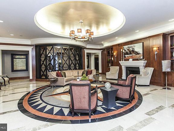 5th image of 8220 Crestwood Heights Dr APT 913