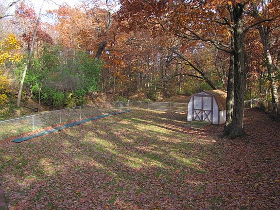 4th image of 23165 Schulze Ln