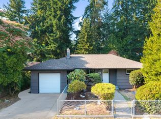518 N 166th St, Shoreline, WA 98133