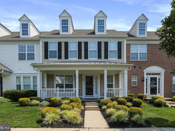 6 Stokes Ave, Voorhees, NJ 08043