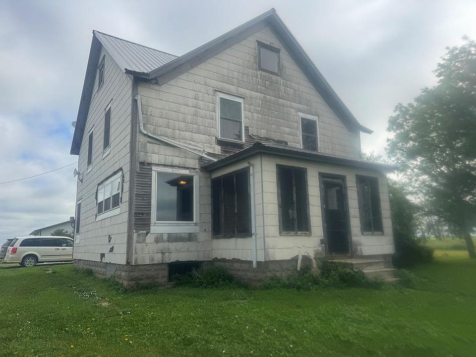 1st image of 1841 250th St