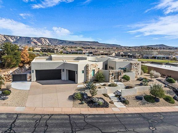 3rd image of 5032 N Silver Cloud Dr
