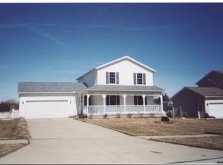 830 Parliament Dr, Ravenna, OH 44266