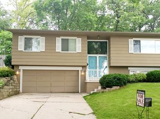 3601 Lynbrook Dr NE, Cedar Rapids, IA
