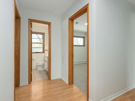 5th image of 1648 Darlene St