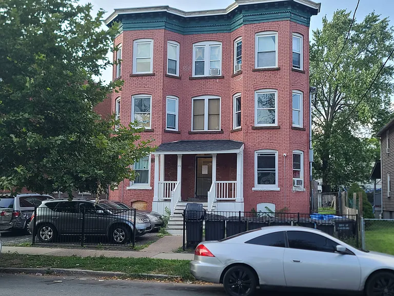 48 Elliott St #1E — Photo 6