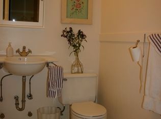 1628 41st Ave E APT 3, Seattle, WA 98112