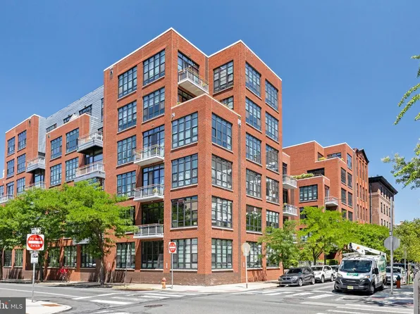 319 Vine St APT 307, Philadelphia, PA 19106