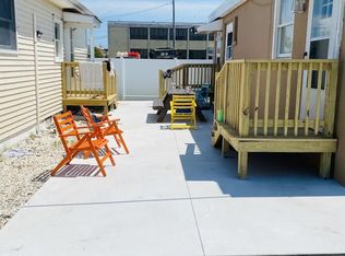 122 W Montgomery Ave #B, Wildwood, NJ 08260
