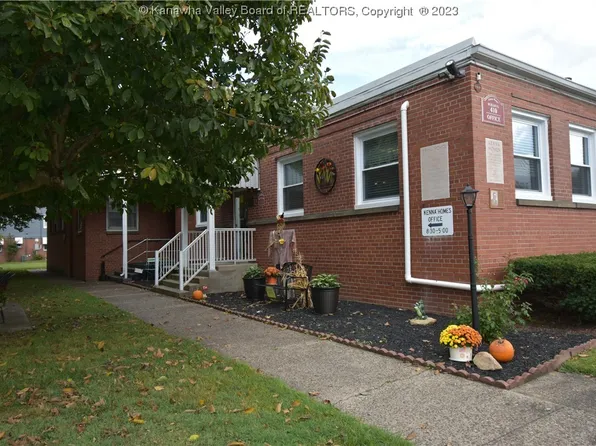 365 Kenna Dr, Charleston, WV 25309