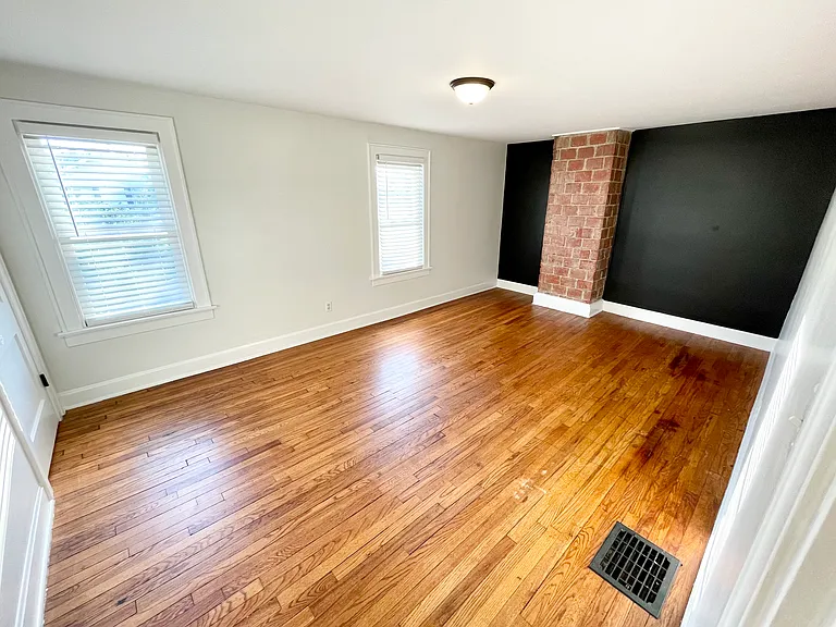 1184 Sidney St — Photo 10