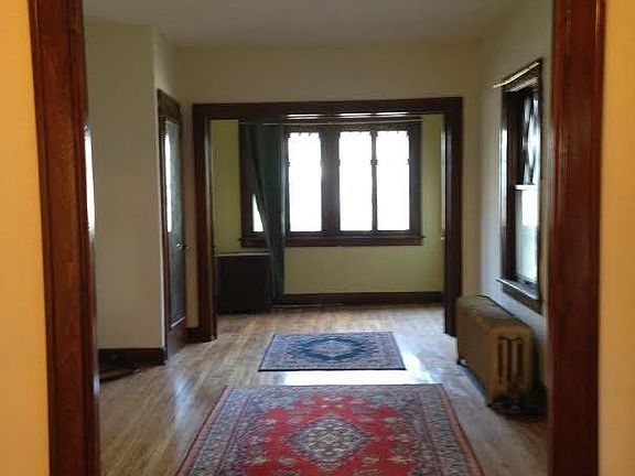 4th image of 2333 Bellfield Ave