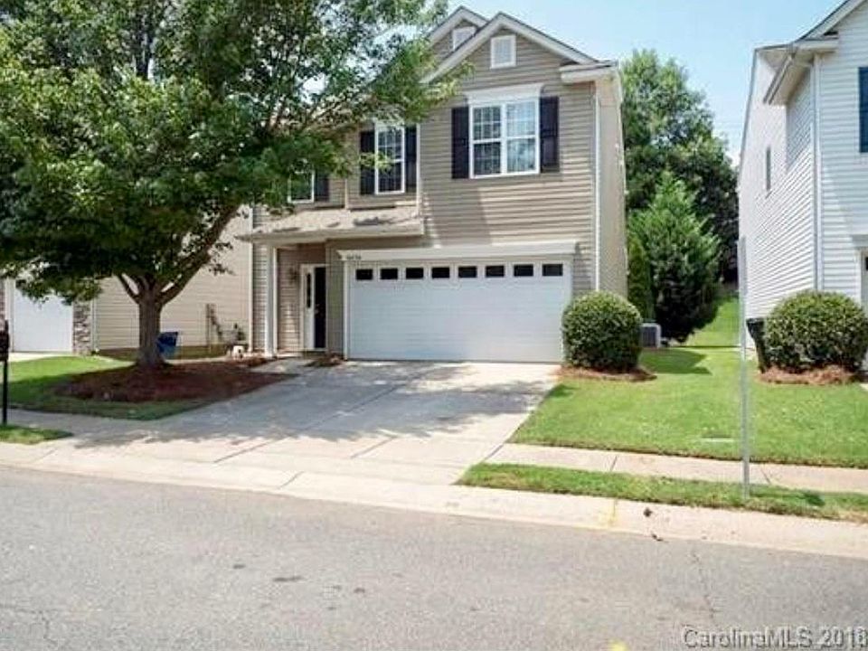 Front view with 2 Car Garage