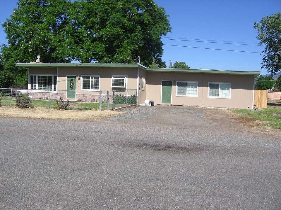 230 N 8th St, Montague, CA 96064 Zillow