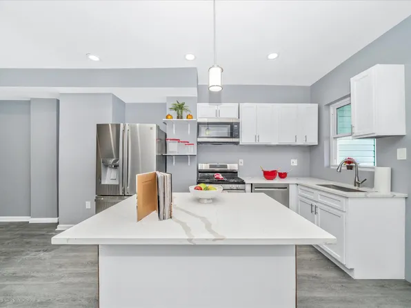 2224 W Fayette St, Baltimore, MD 21223