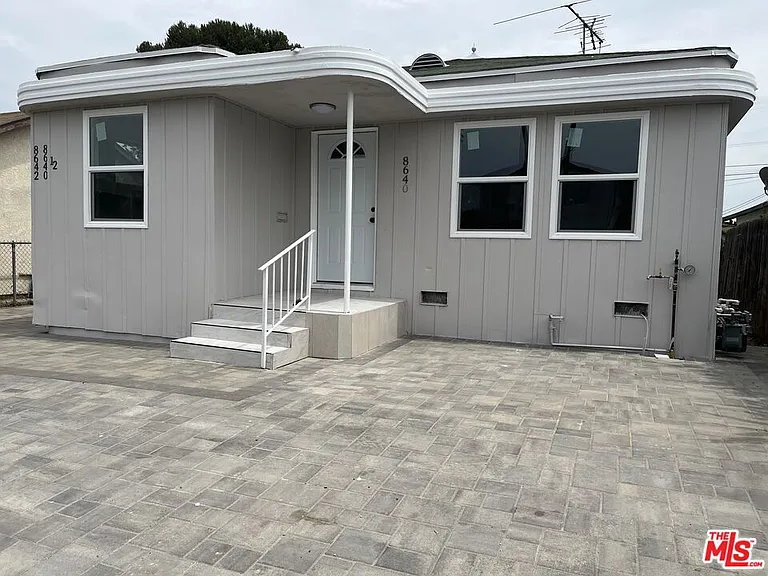 8640 Baring Cross St — Photo 22