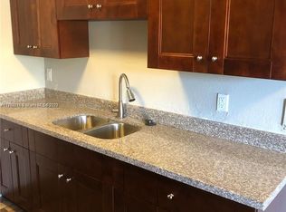 1333 S Dixie Hwy APT 201, Deerfield Beach, FL 33441